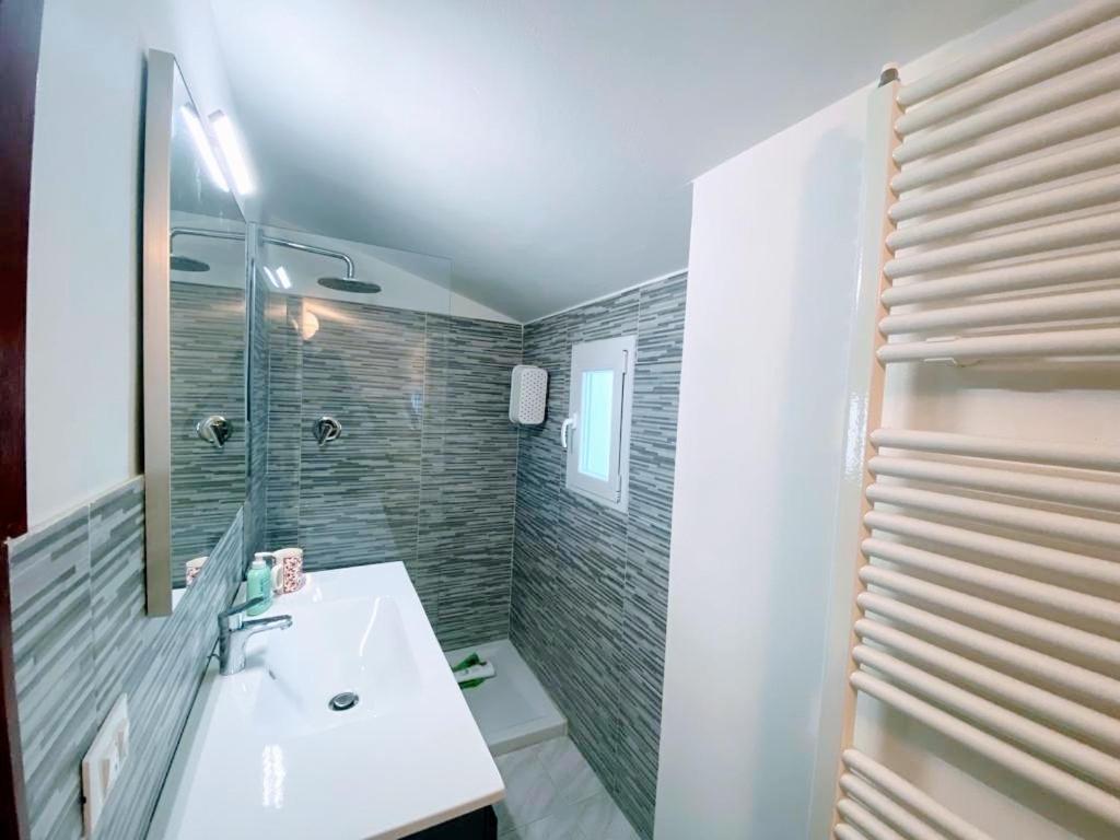 Casa Isma Lägenhet Cecina  Exteriör bild